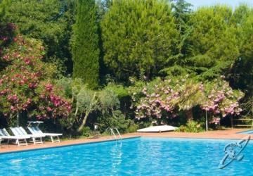 Baia Etrusca Resort 2*
